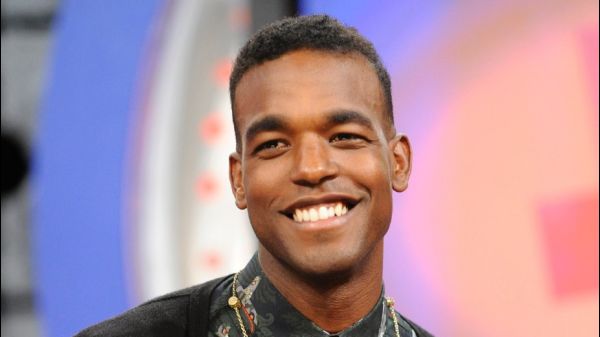 People really need to stop sleeping on this man! Hear Luke James sing two of his hits, &#39;IOU&#39; and &#39;I Want You&#39; when he dropped by the CJ Beatz Show on BBC ... - luke-james